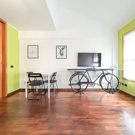 Corso San Gottardo - Darsena Flat Milano