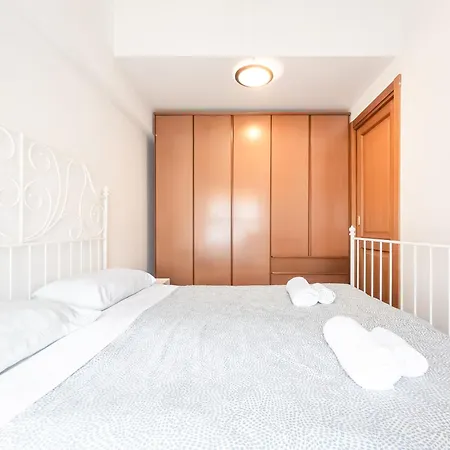 Corso San Gottardo - Darsena Flat