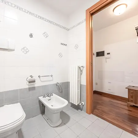 Appartamento Corso San Gottardo - Darsena Flat Milano