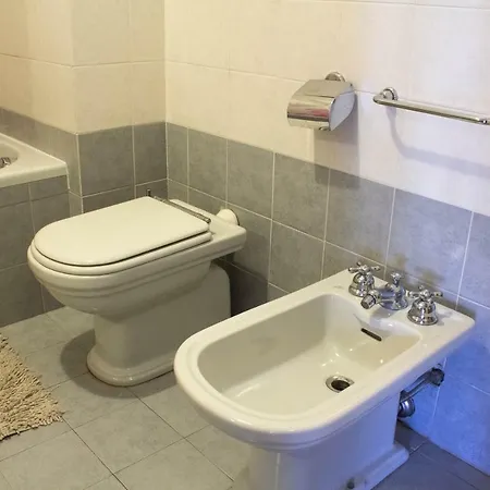 Corso San Gottardo - Darsena Flat