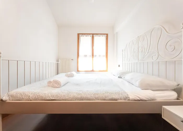 Appartamento Corso San Gottardo - Darsena Flat